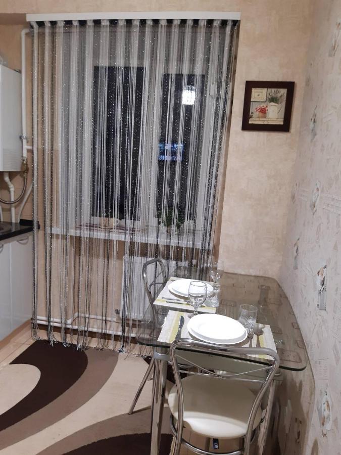 Двокімнатна Apartment Shepetivka Luaran gambar