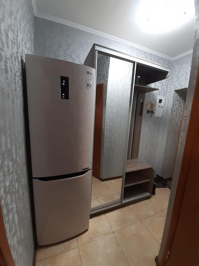 Двокімнатна Apartment Shepetivka Luaran gambar