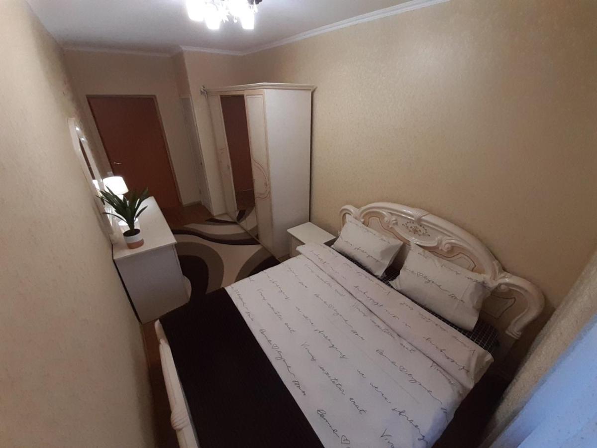 Двокімнатна Apartment Shepetivka Luaran gambar